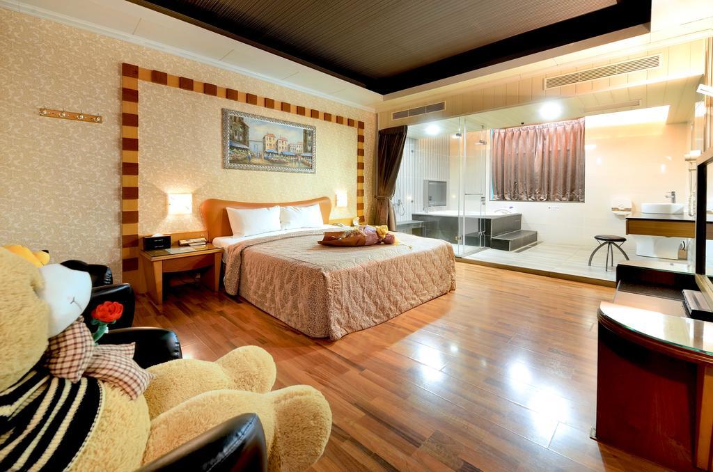 Holland Village Motel Tainan Eksteriør billede