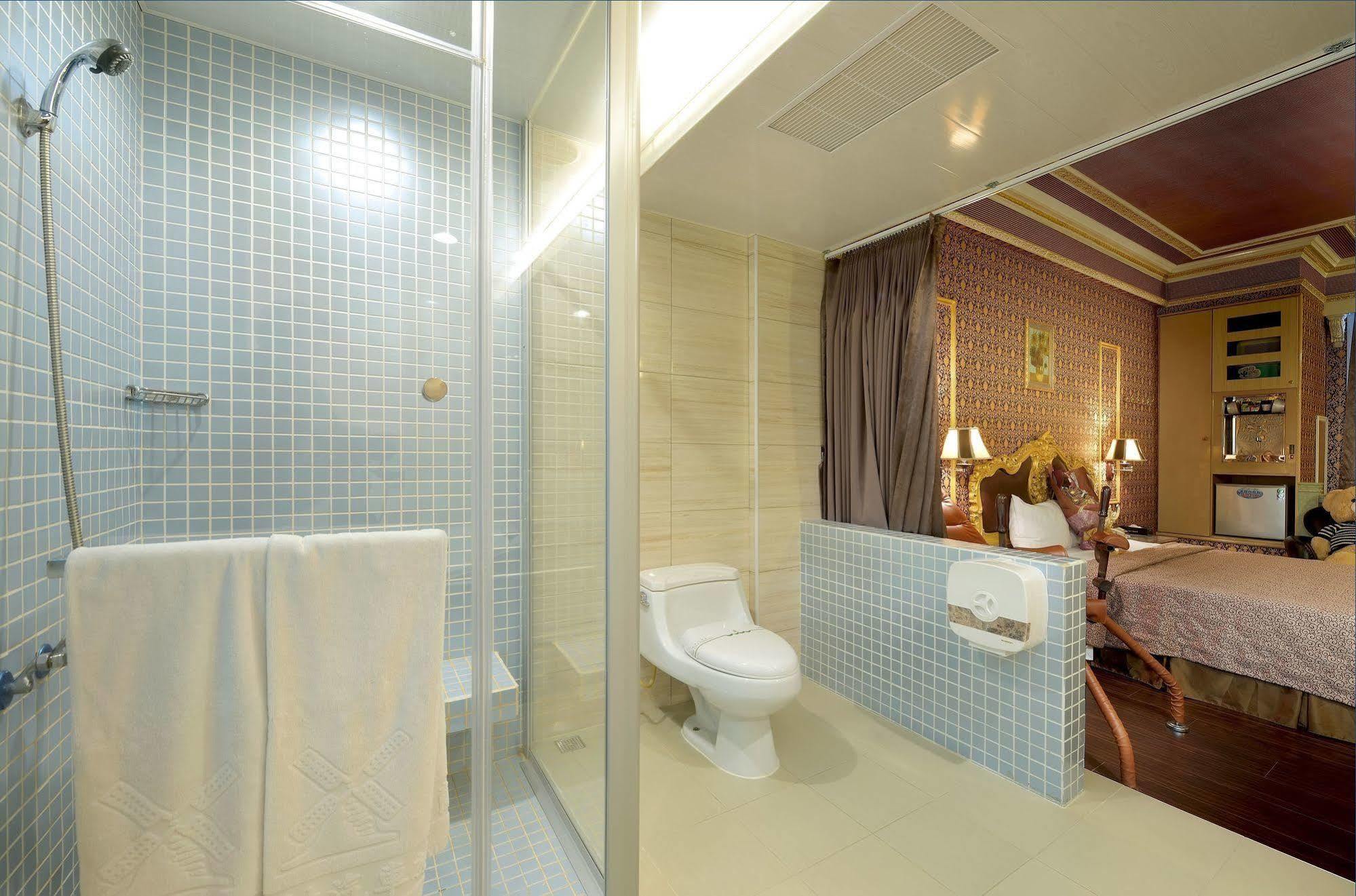 Holland Village Motel Tainan Eksteriør billede